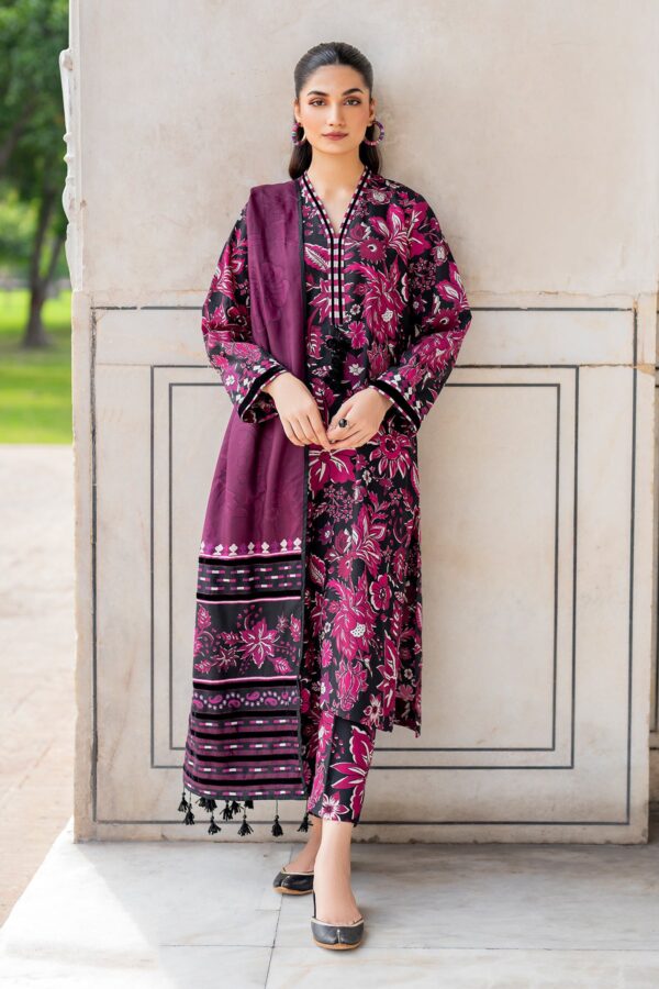 Baroque Winter 3PC Karandi Printed Suit