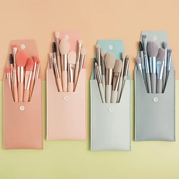 8 Pcs Portable Soft Makeup Brushes Set